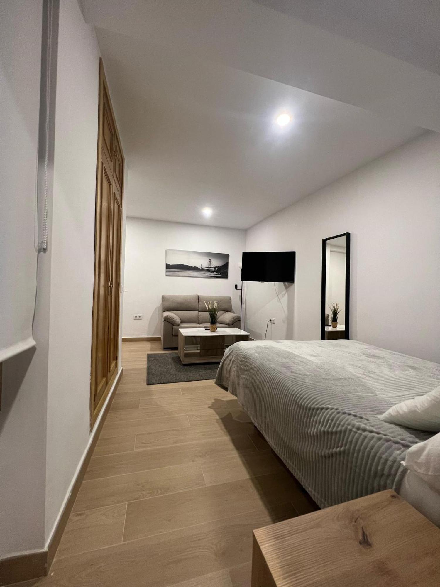 G&H Apartments - Apartamento Porvenir ヘレス エクステリア 写真